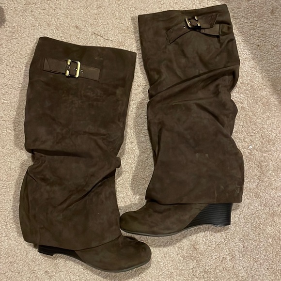 Unionbay Brown Raquel Wedge Knee High 